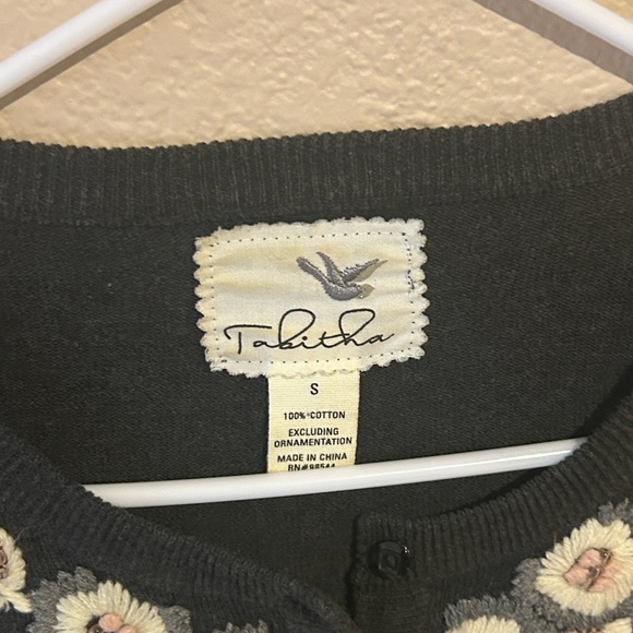 Tabitha Anthropologie Embroidered Floral Cardigan  Cropped Button Front Sweater - Picture 2 of 7